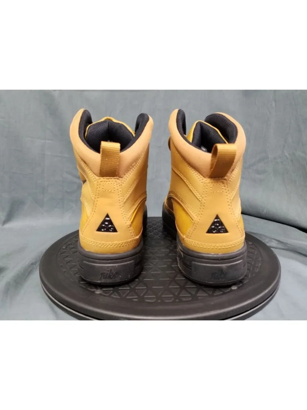 Nike Woodside 2 High (GS) Boots ACG Wheat Black Boys Size 6.5 NEW IN BOX!